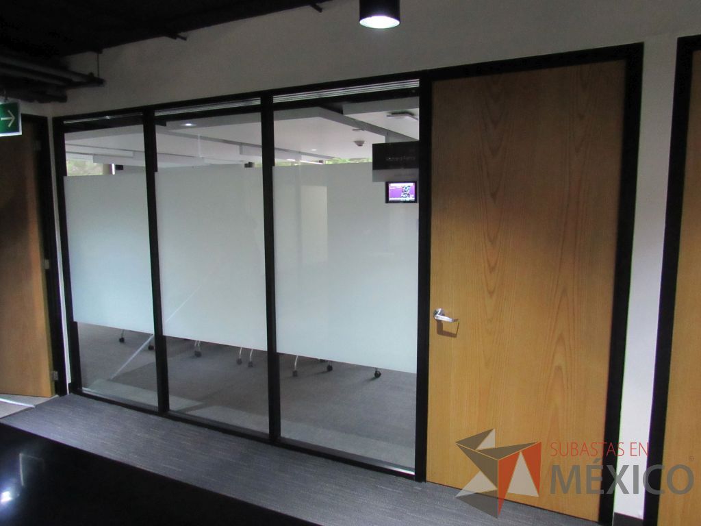 Lote 429 - 5 Canceles (hojas de vidrio y puertas de madera)