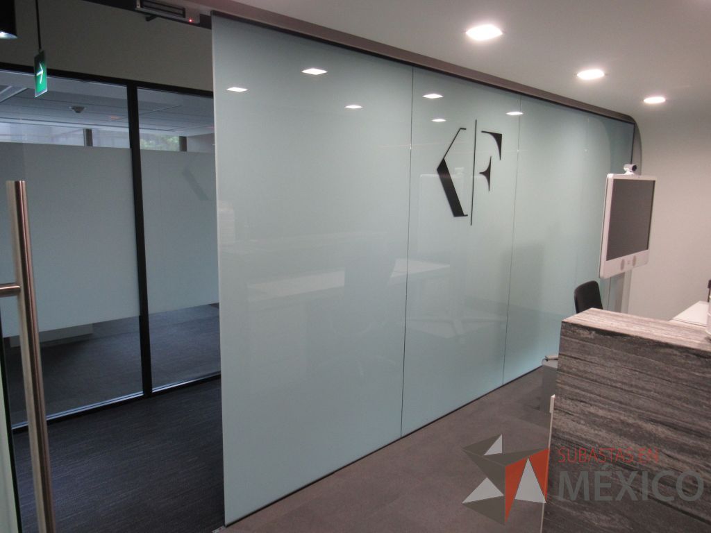Lote 430 - 2 Canceles (hojas de vidrio y puertas de madera)