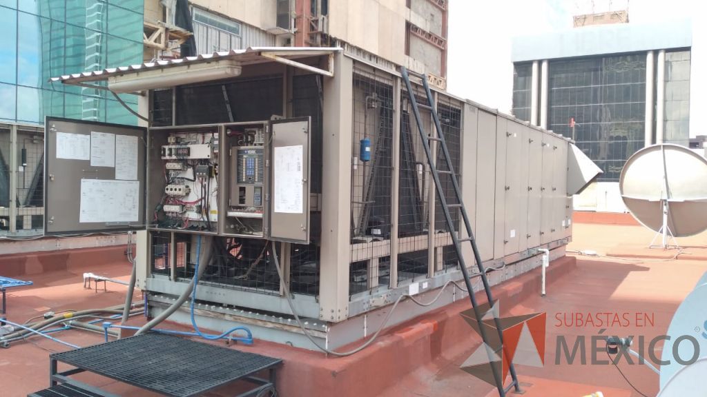 Lote 001 - Aire acondicionado YORK, Modelo: YPAL050CFC46BBDX, 50 TR, con 4 ventiladores. - Imagen 39