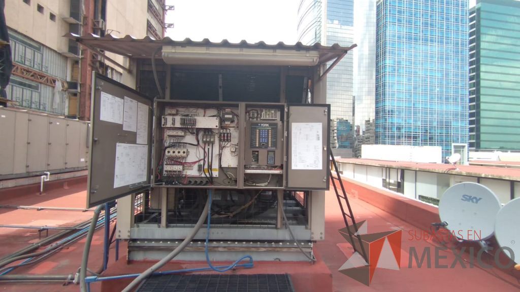 Lote 001 - Aire acondicionado YORK, Modelo: YPAL050CFC46BBDX, 50 TR, con 4 ventiladores. - Imagen 107