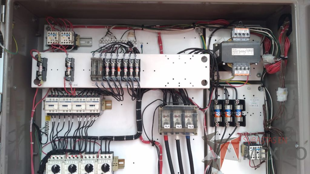 Lote 002 - Aire acondicionado YORK, Modelo: YPAL050CFC46BBDX, 50 TR, con 4 ventiladores. - Imagen 18