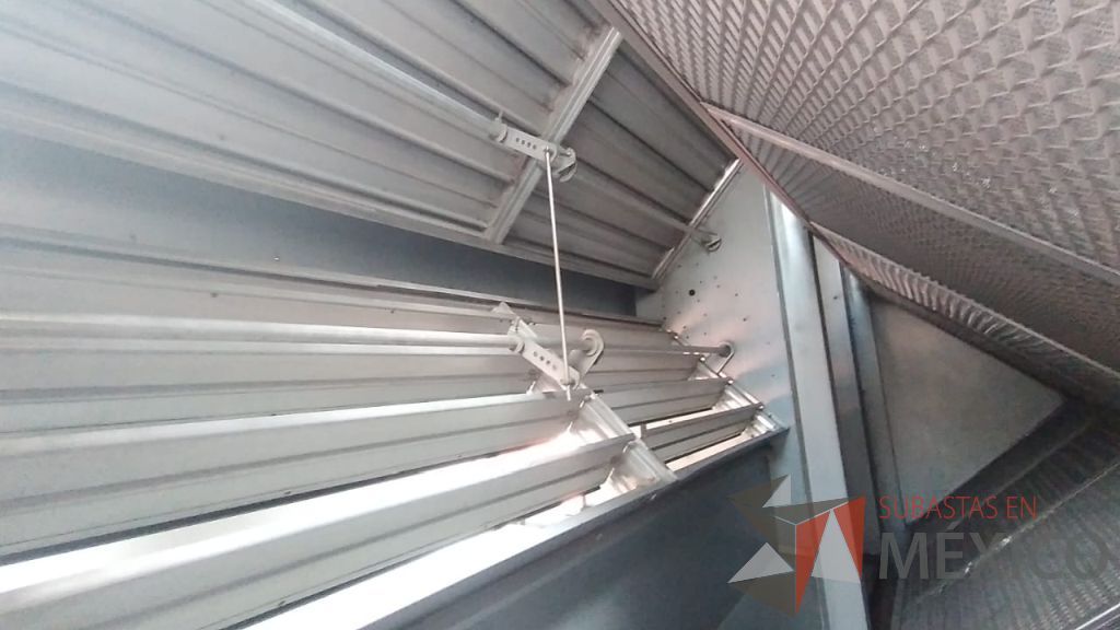 Lote 002 - Aire acondicionado YORK, Modelo: YPAL050CFC46BBDX, 50 TR, con 4 ventiladores. - Imagen 31