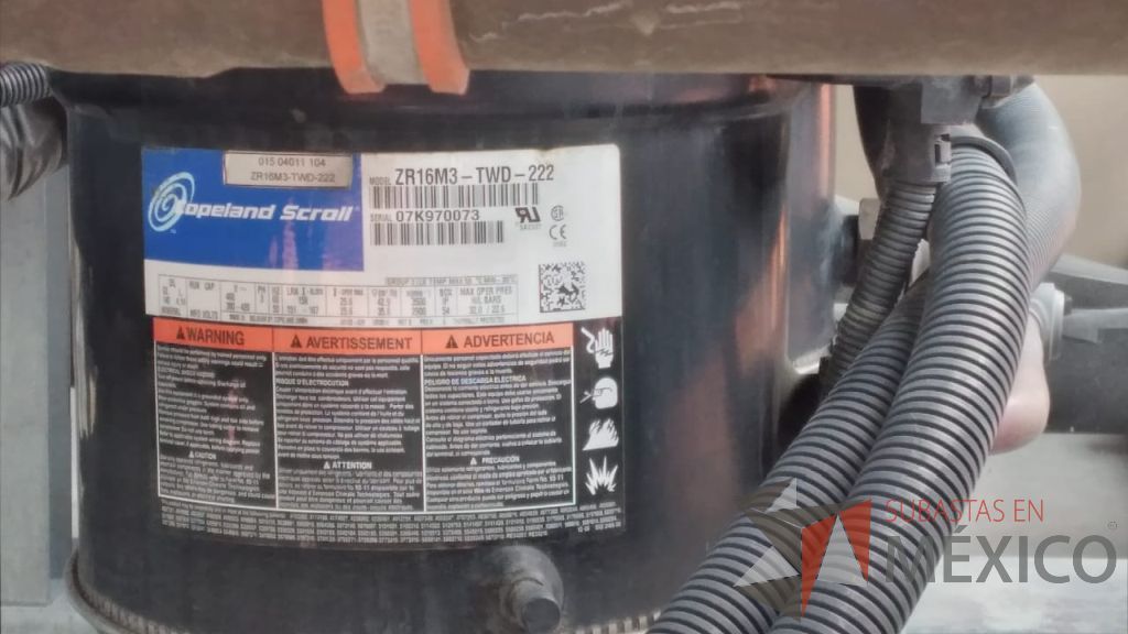 Lote 002 - Aire acondicionado YORK, Modelo: YPAL050CFC46BBDX, 50 TR, con 4 ventiladores. - Imagen 52