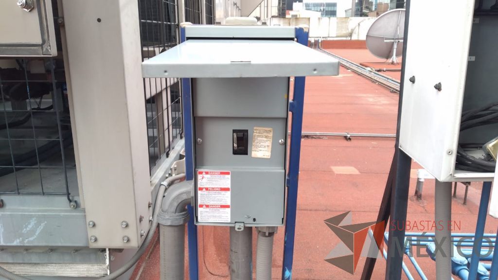 Lote 002 - Aire acondicionado YORK, Modelo: YPAL050CFC46BBDX, 50 TR, con 4 ventiladores. - Imagen 64