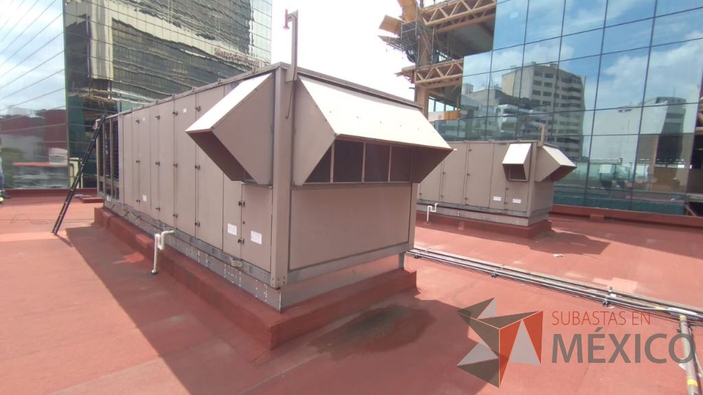 Lote 001 - Aire acondicionado YORK, Modelo: YPAL050CFC46BBDX, 50 TR, con 4 ventiladores. - Imagen 131