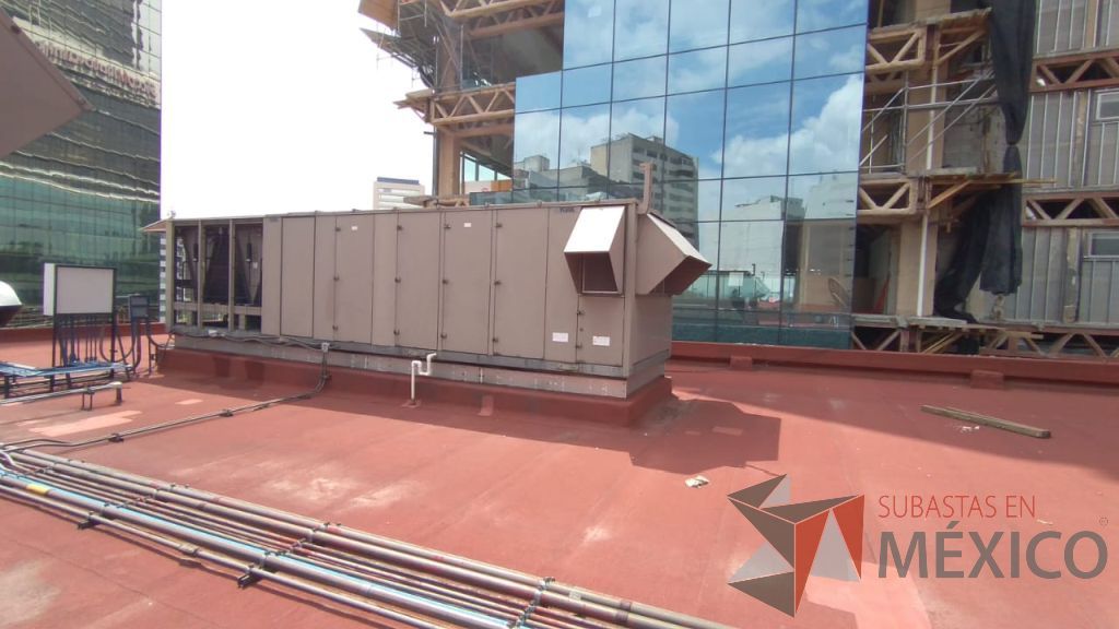Lote 002 - Aire acondicionado YORK, Modelo: YPAL050CFC46BBDX, 50 TR, con 4 ventiladores. - Imagen 76