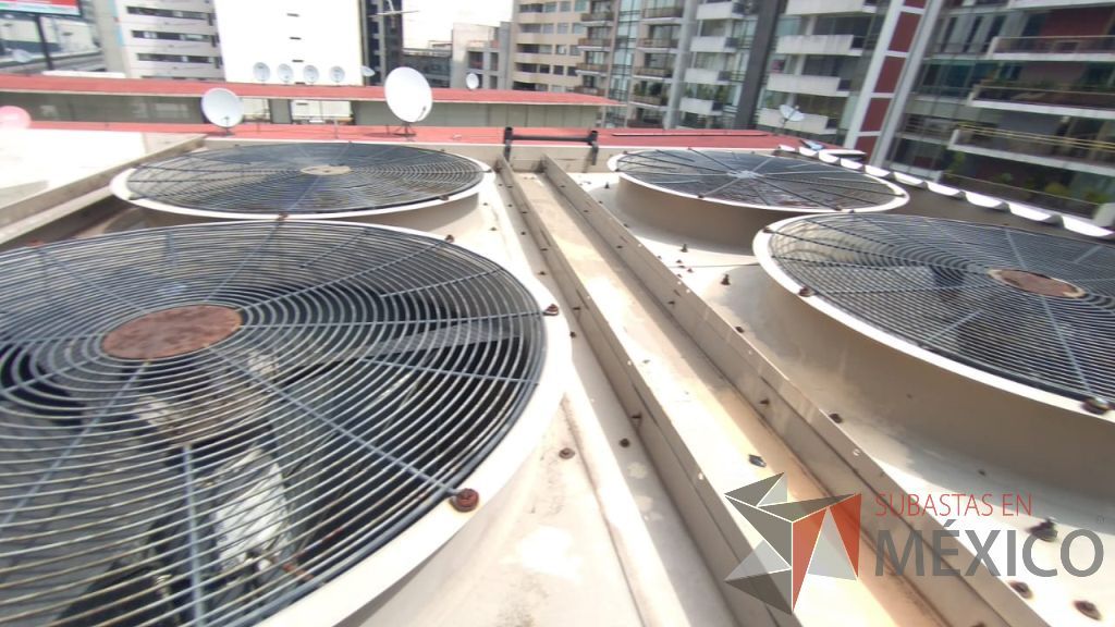 Lote 001 - Aire acondicionado YORK, Modelo: YPAL050CFC46BBDX, 50 TR, con 4 ventiladores. - Imagen 139