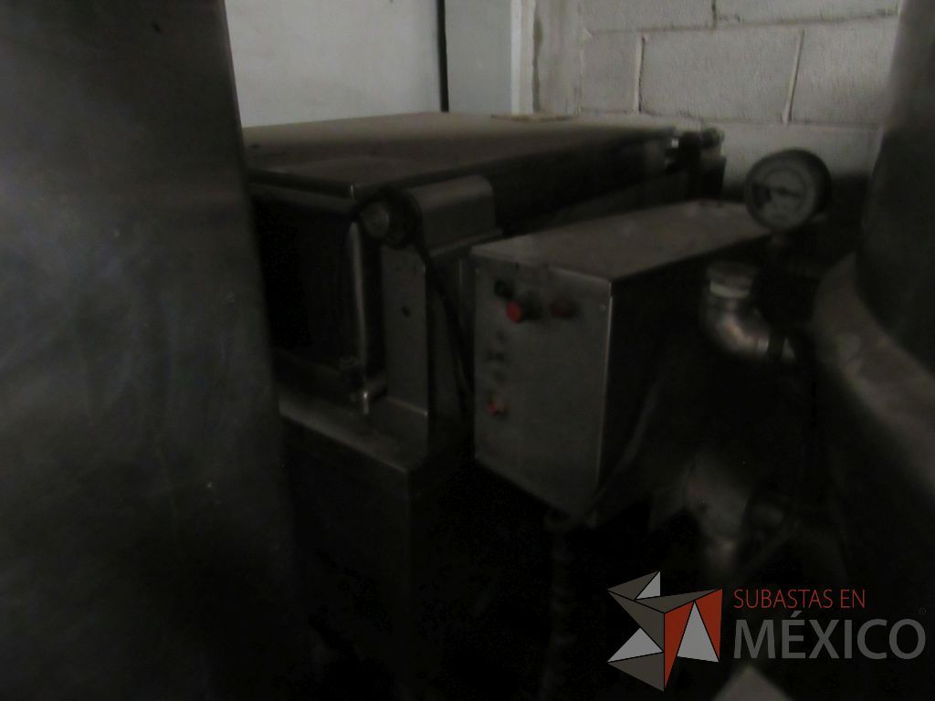 Lote 017 - 1 Mesa de Acero Inoxidable (3pzas), 1 Congelador industrial, 1 Freidora industrial - Imagen 9