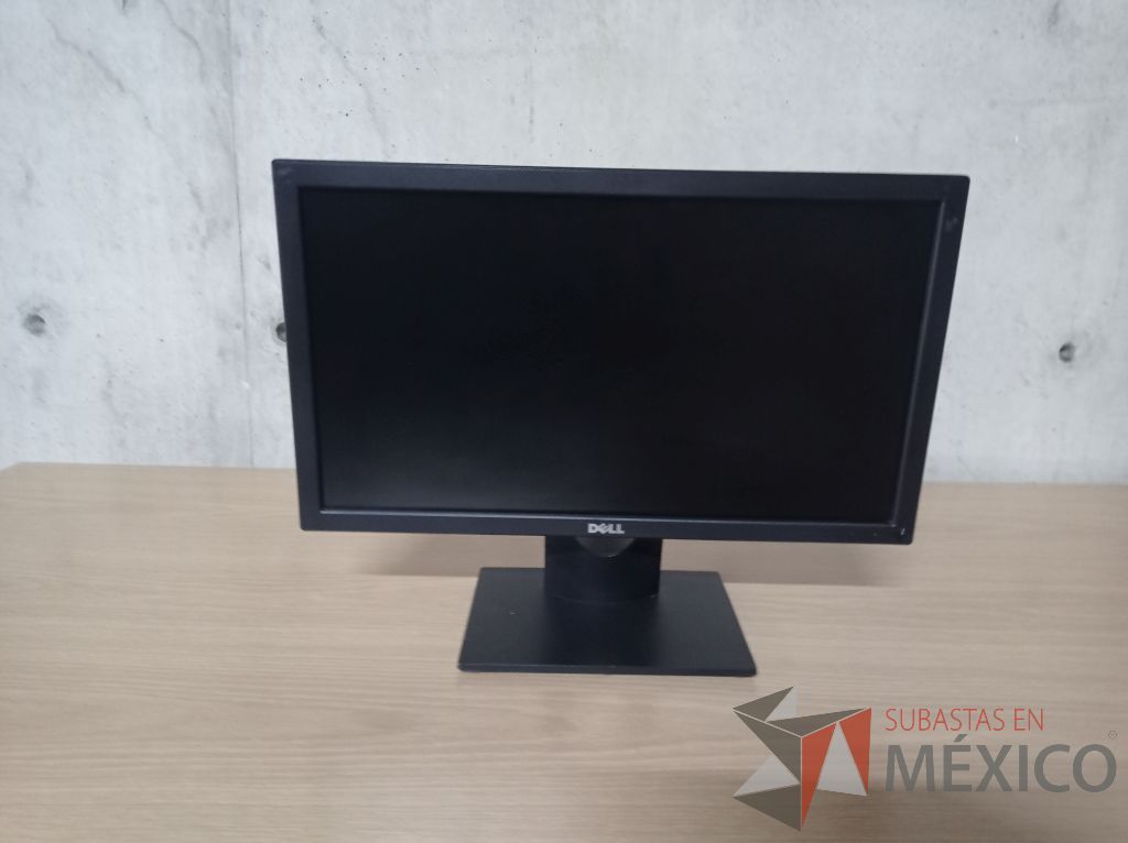 Lote 215 - Desktop Tiny Lenovo, ThinkCentre M710Q, Disco Duro 128 MB, 8GB RAM, Monitor 20" - Imagen 6