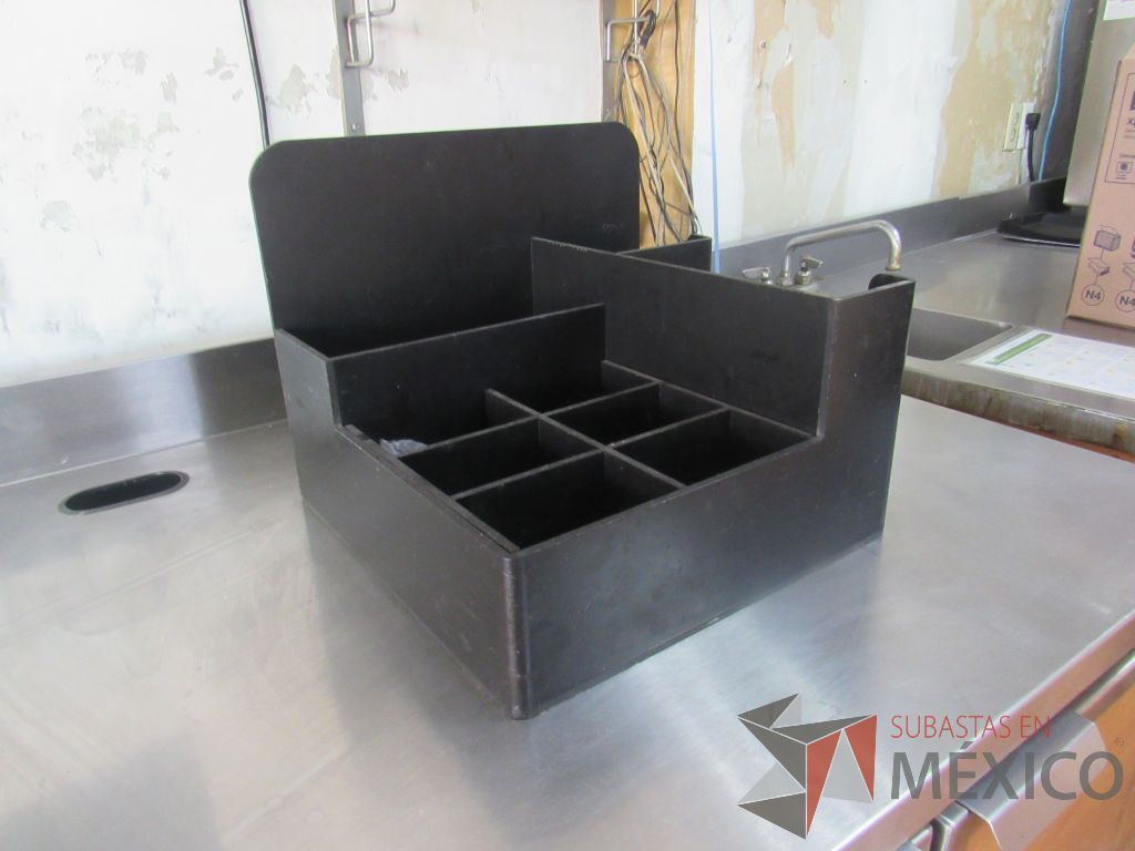 Lote 020 - Despachador para servilletas, Exhibidor de galletas y acomodador de vasos - Imagen 17