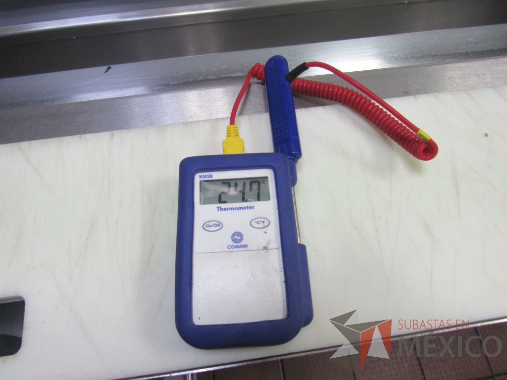 Lote 010 - Termómetro de alimentos Comark, Modelo KM28