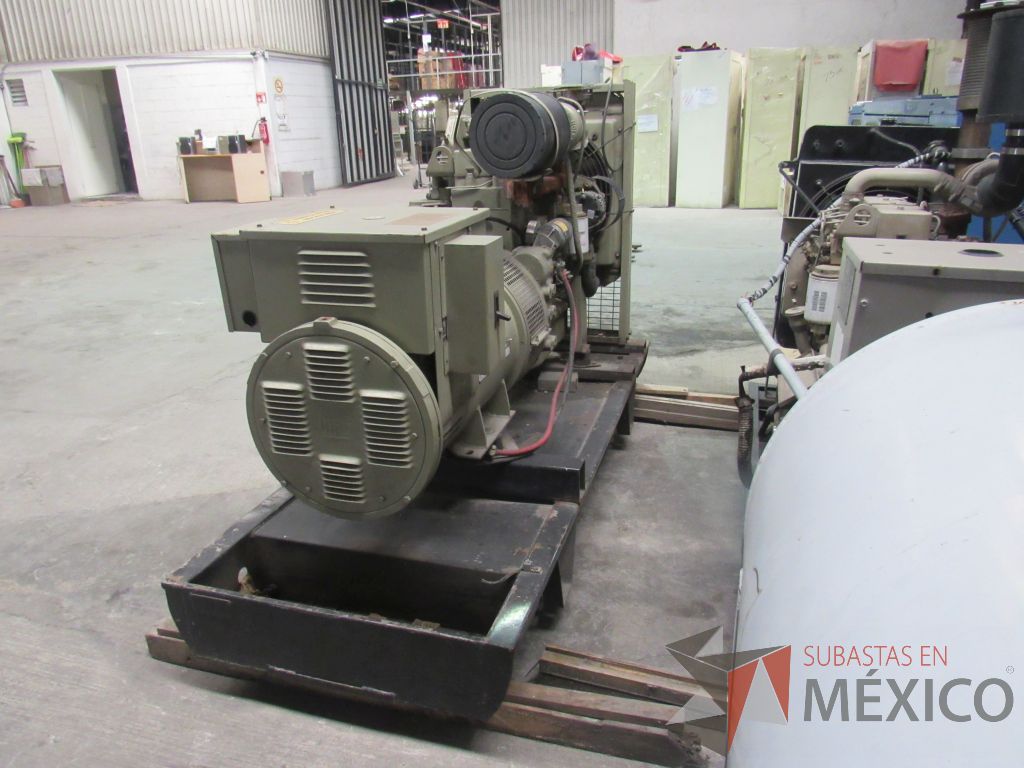 Lote 028 - Planta de emergencia, 80 Kw, Marca: OTTOMOTORES, Modelo: 200MI26 - Imagen 3
