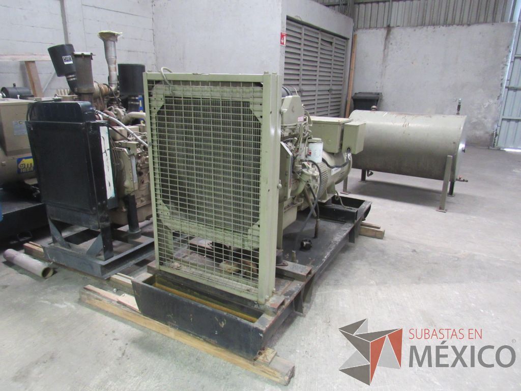 Lote 028 - Planta de emergencia, 80 Kw, Marca: OTTOMOTORES, Modelo: 200MI26 - Imagen 4