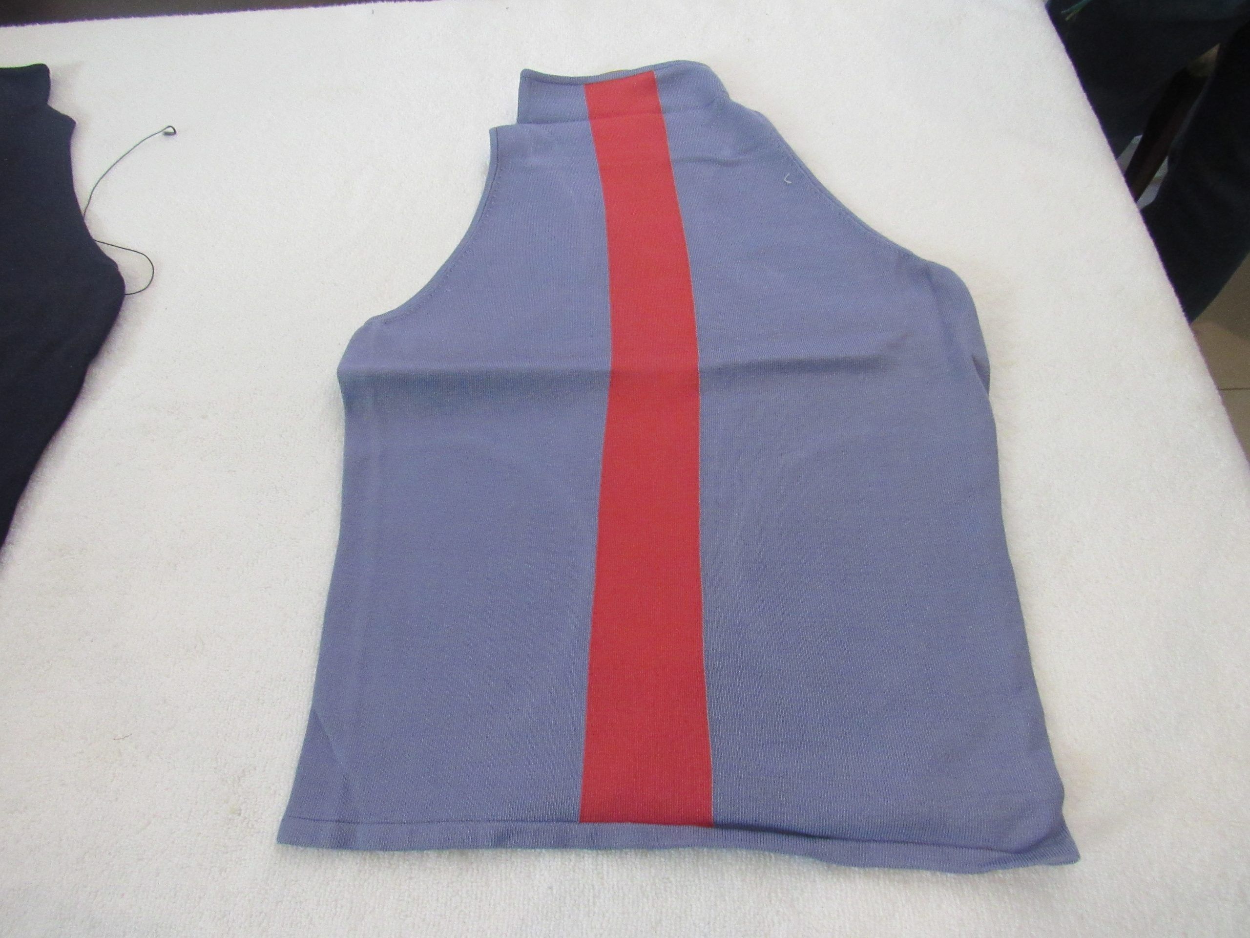 Lote 002 - 500 Blusas para dama de diferentes marcas y modelos en tallas S, M, L y XL - Imagen 52
