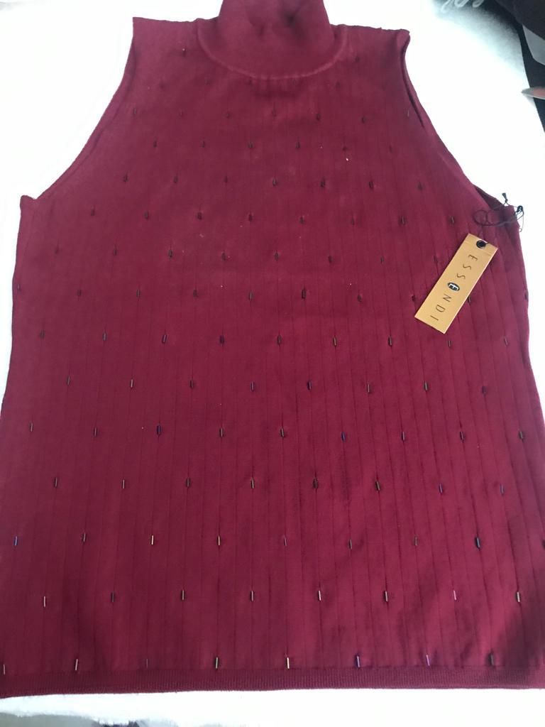 Lote 002 - 500 Blusas para dama de diferentes marcas y modelos en tallas S, M, L y XL - Imagen 139