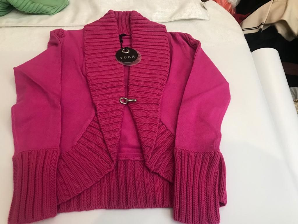 Lote 001 - 3000 piezas de Ropa para Dama Nueva, Marcas Italianas y de USA - Imagen 10