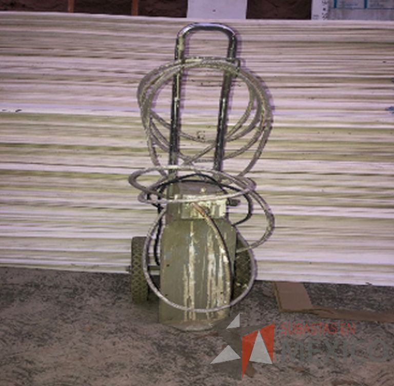 Lote 087 - Compresora tamaño chico