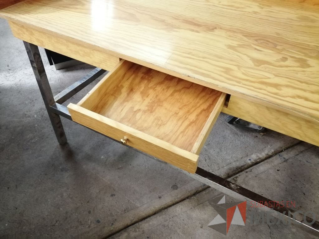 Lote 161 - 2 Cubiertas de escritorio con 1 cajón sin base metálica ni patas (color madera, negro ,deslavado, Tiffany y gris) - Imagen 4
