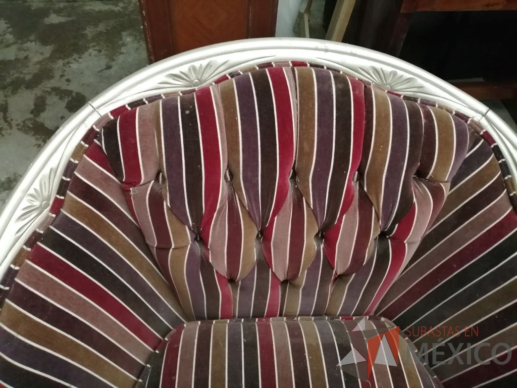 Lote 119 - Sillón de 1 plaza en tela con rayas color vino (Antigüedad Austriaco) - Imagen 7