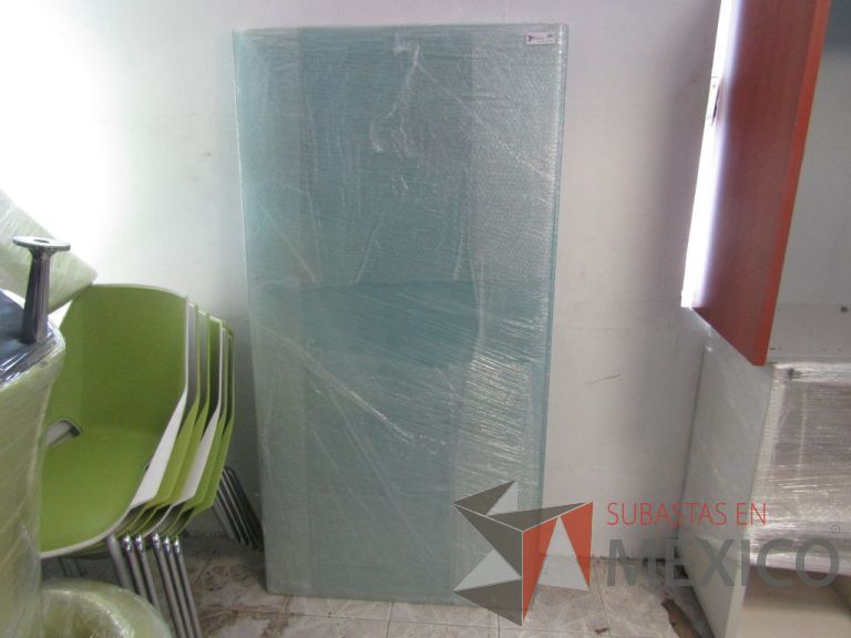 Lote 063 - 5 Hojas de cristal templado