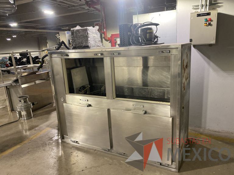 Lote 017 - Refrigerador de 4 puertas desmontables de acero inoxidable - Imagen 7