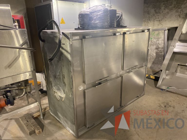 Lote 017 - Refrigerador de 4 puertas desmontables de acero inoxidable - Imagen 19