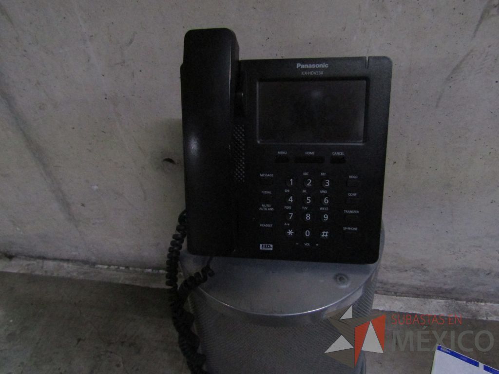 Lote 004 - 14 Teléfonos de diferentes modelos, 3 módems y 5 Diademas - Imagen 21