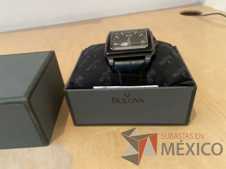 Lote 037 - Reloj de pulsera - Imagen 4