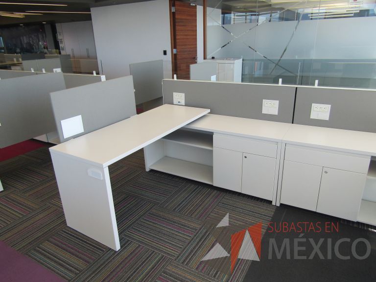 Lote 006 - Estación de trabajo para 6 personas - Imagen 7