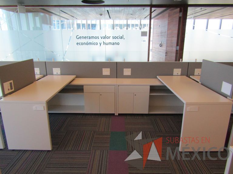Lote 029 - Estación de trabajo lineal para 5 personas - Imagen 5