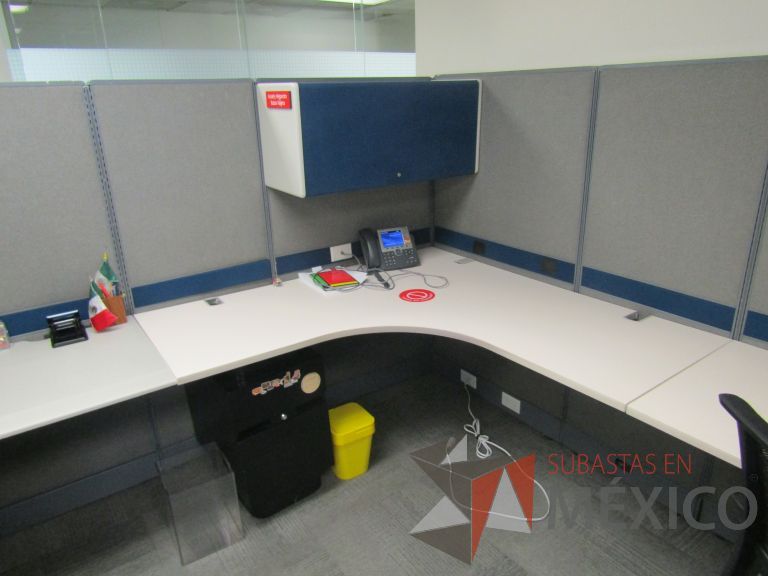 Lote 009 - Estación de trabajo para 6 personas - Imagen 7