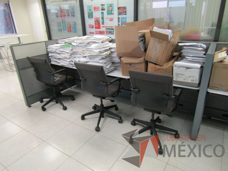 Lote 039 - Estación de trabajo lineal para 6 personas - Imagen 5