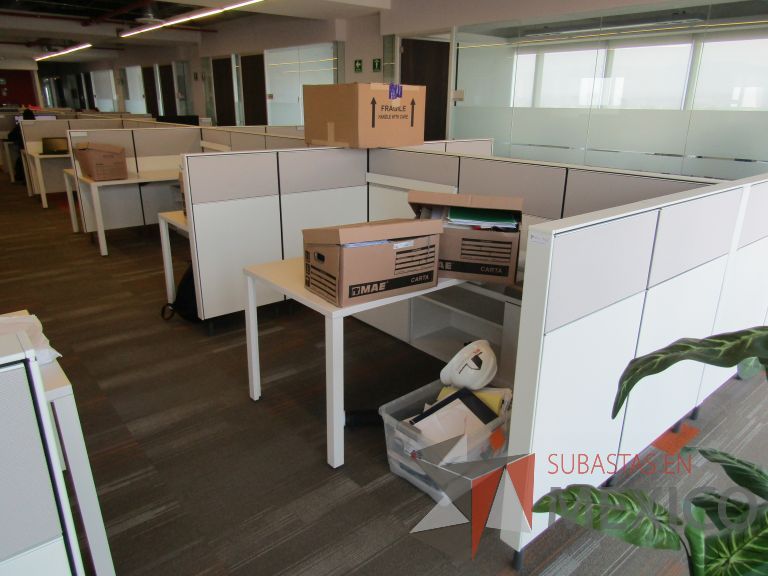 Lote 002 - Estación de trabajo para 14 personas - Herman Miller - Imagen 3