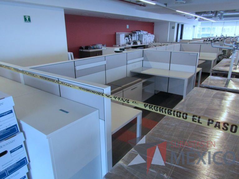 Lote 003 - Estación de trabajo para 8 personas - Herman Miller - Imagen 2
