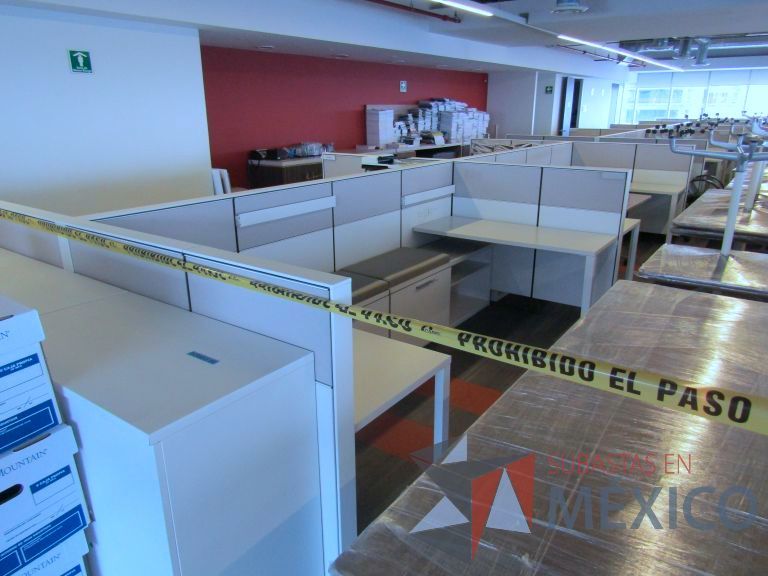 Lote 003 - Estación de trabajo para 8 personas - Herman Miller - Imagen 3