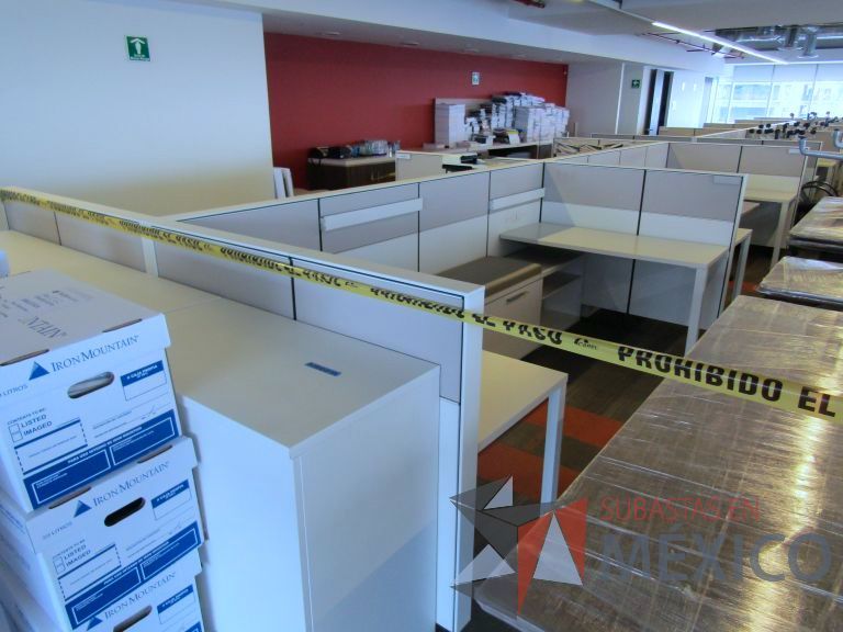 Lote 003 - Estación de trabajo para 8 personas - Herman Miller - Imagen 5