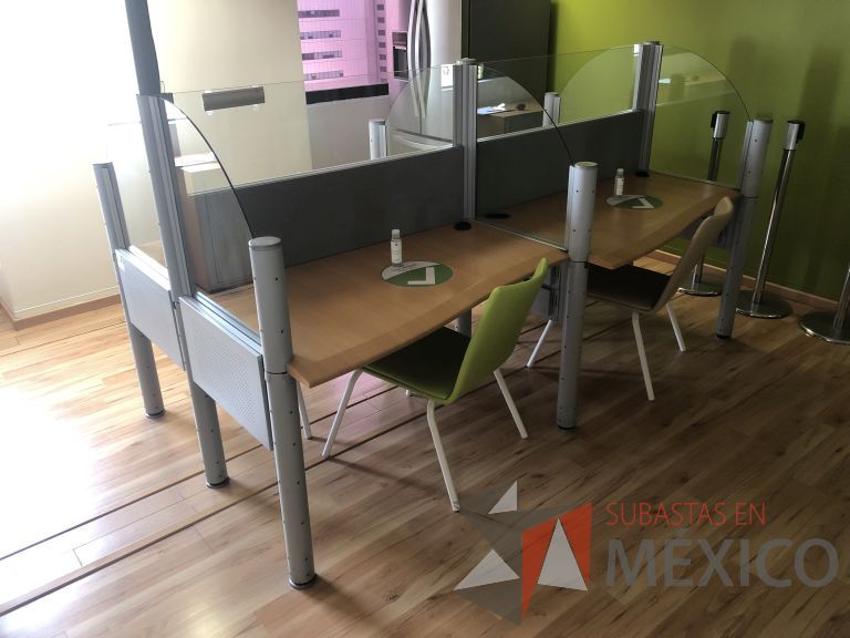 Lote 001 - Estación de trabajo para 4 personas - Imagen 3