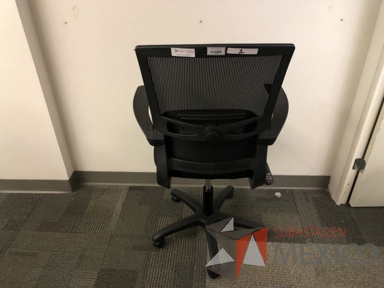 Lote 101 - 2 Sillas operativas, respaldo en malla y asiento en tela - Imagen 4