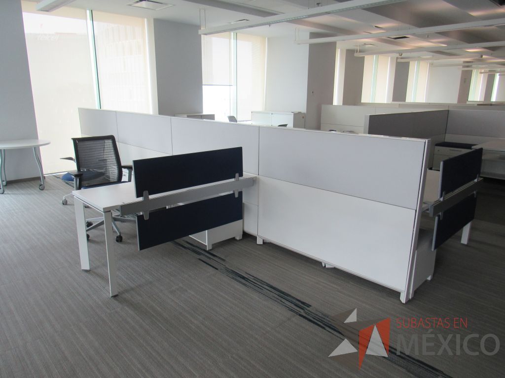 Lote 020 - Estación de trabajo para 5 personas - Imagen 7