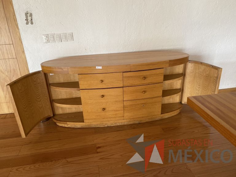 Lote 053 - Banca de madera, Mesa de apoyo redonda, etc... - Imagen 13