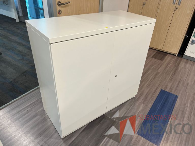 Lote 008 - Gabinete horizontal de 2 puertas y 2 entrepaños color blanco - Imagen 3