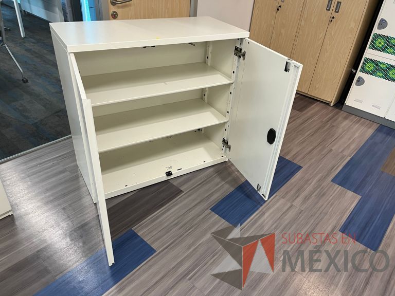 Lote 008 - Gabinete horizontal de 2 puertas y 2 entrepaños color blanco - Imagen 4