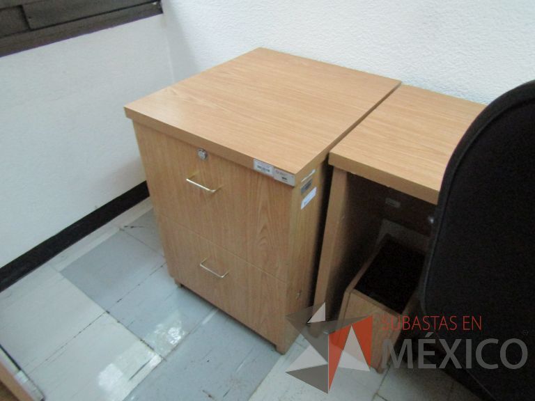 Lote 121 - Archivero vertical de 2 cajones - Imagen 4