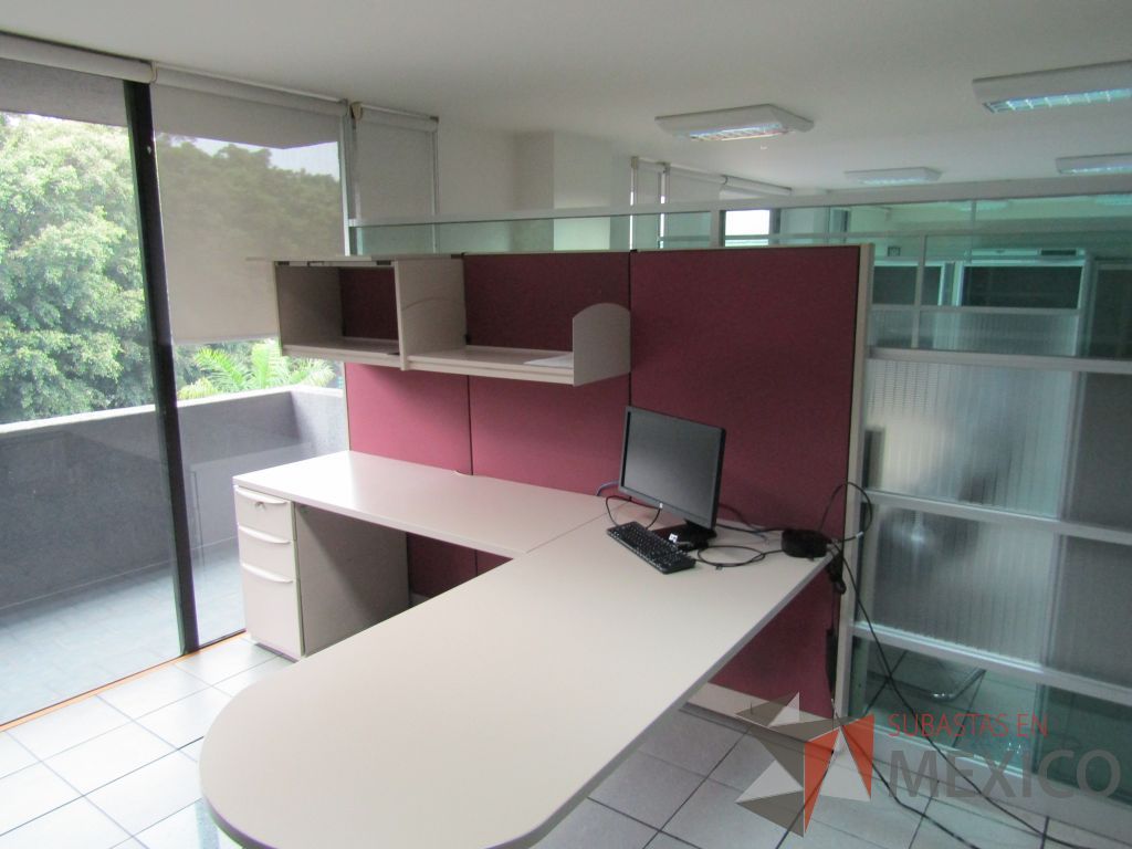Lote 080 - Estación de trabajo para 1 persona - Imagen 4