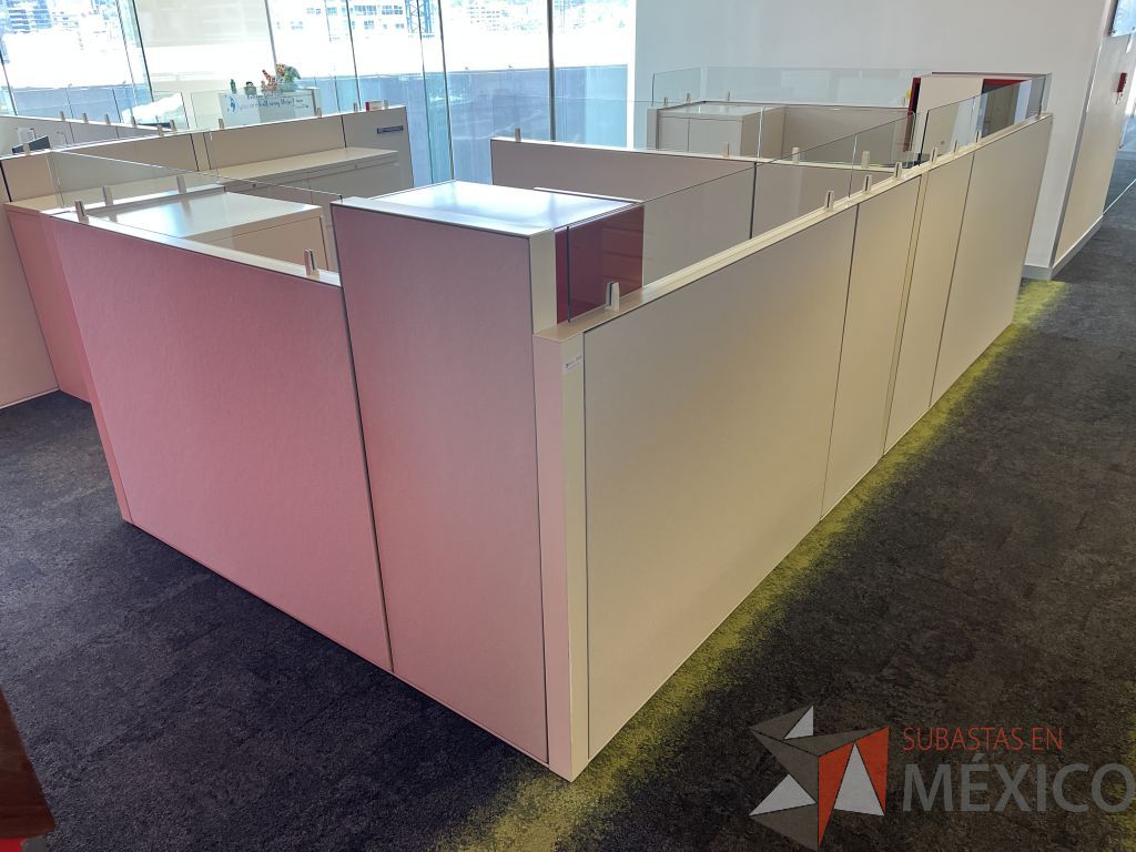 Lote 028 - Estación de trabajo para 2 personas incluye 2 Credenzas, 2 Gabinetes y 2 Gavetas - Haworth - Imagen 3