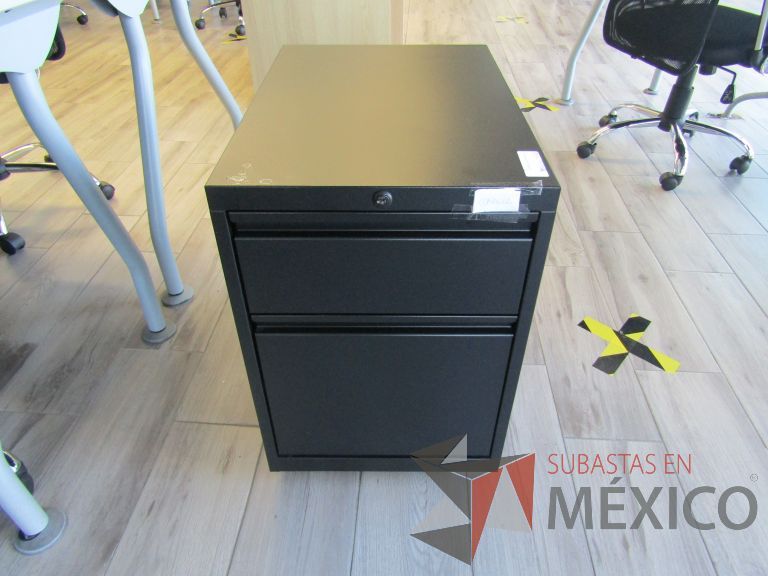 Lote 413 - Archivero metálico horizontal de 2 cajones