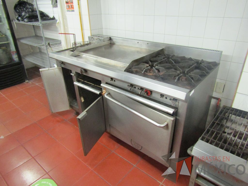 Lote 459 - Plancha con 4 quemadores, freidora y horno de acero inoxidable - Imagen 2