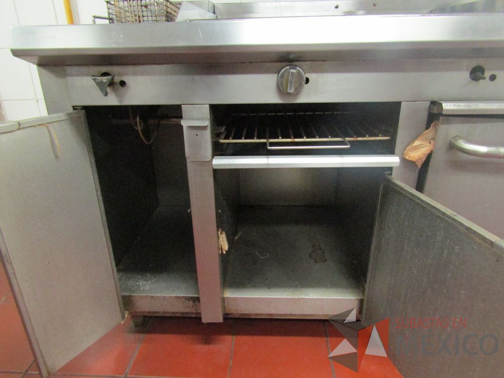Lote 459 - Plancha con 4 quemadores, freidora y horno de acero inoxidable - Imagen 11