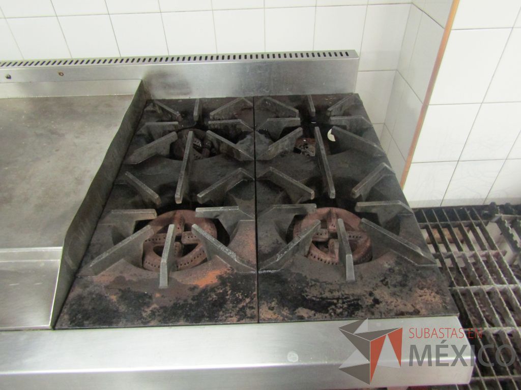 Lote 459 - Plancha con 4 quemadores, freidora y horno de acero inoxidable - Imagen 27