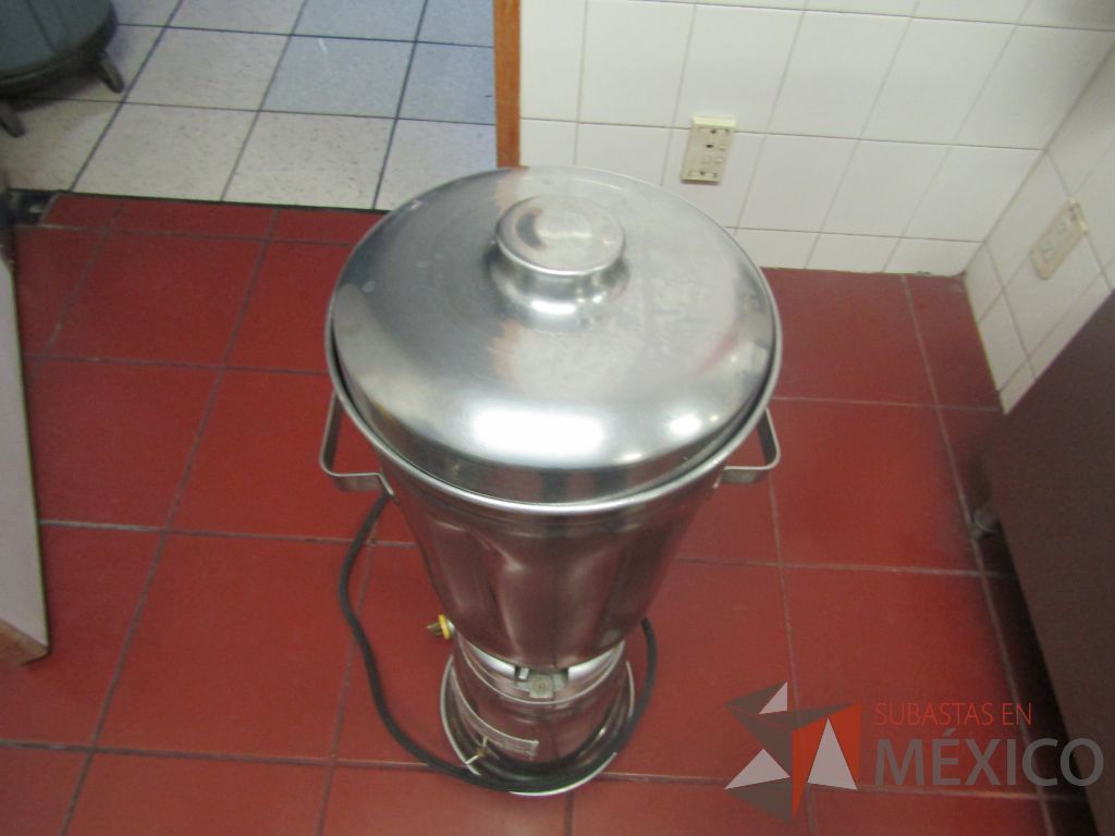 Lote 467 -Licuadora industrial marca TAPISA - Imagen 8